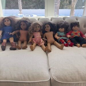 American Girl Doll Lot- 4 Truly me 18in dolls + 2 Bitty Twins
